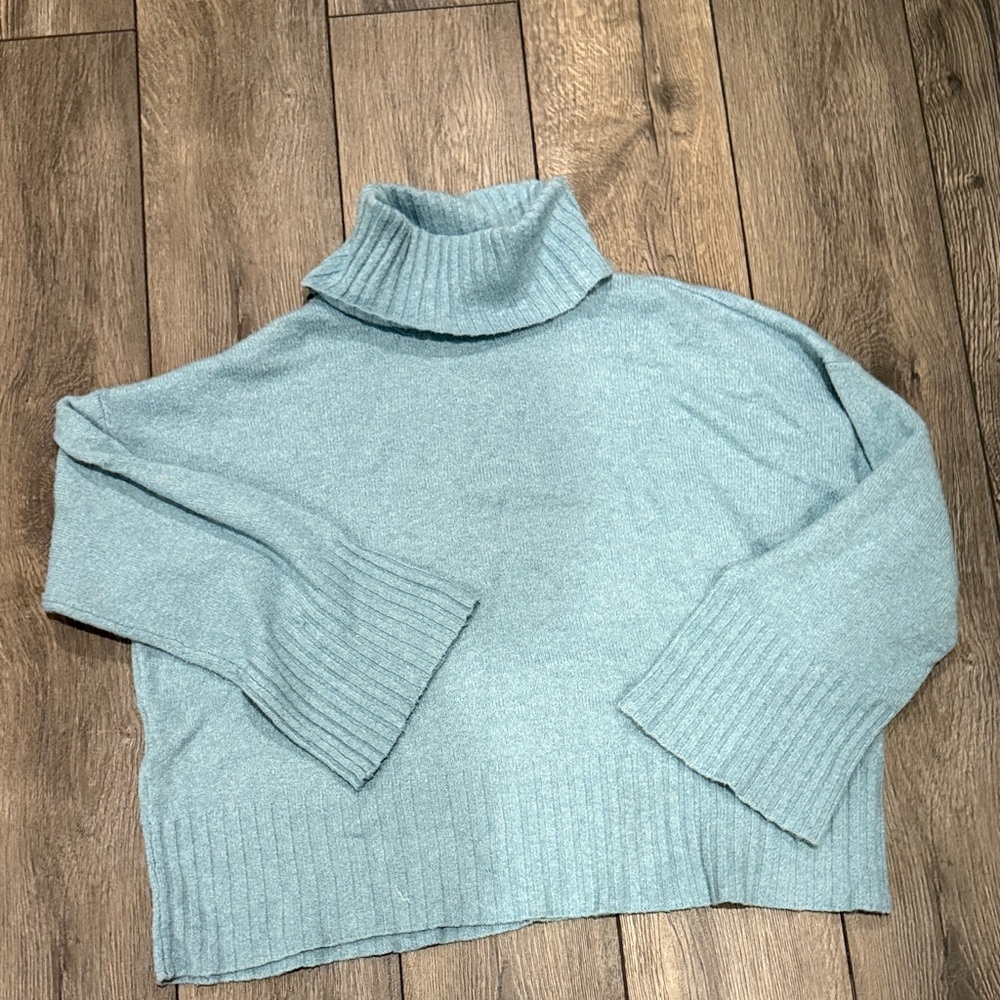 Lauren Conrad Women's Blue Turtleneck Sweater